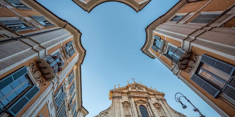 网络技术进阶:从编程基础到IT解决方案与网络安全的融合之道